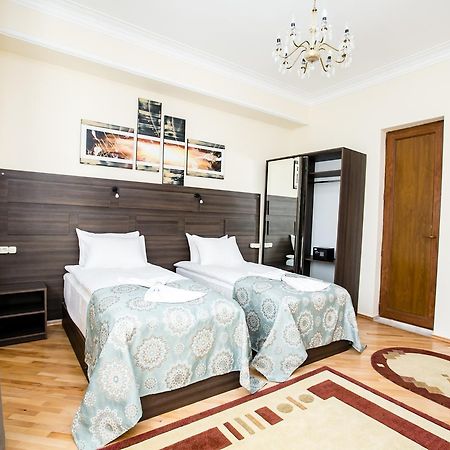 Hotel Badagi Тбилиси Экстерьер фото