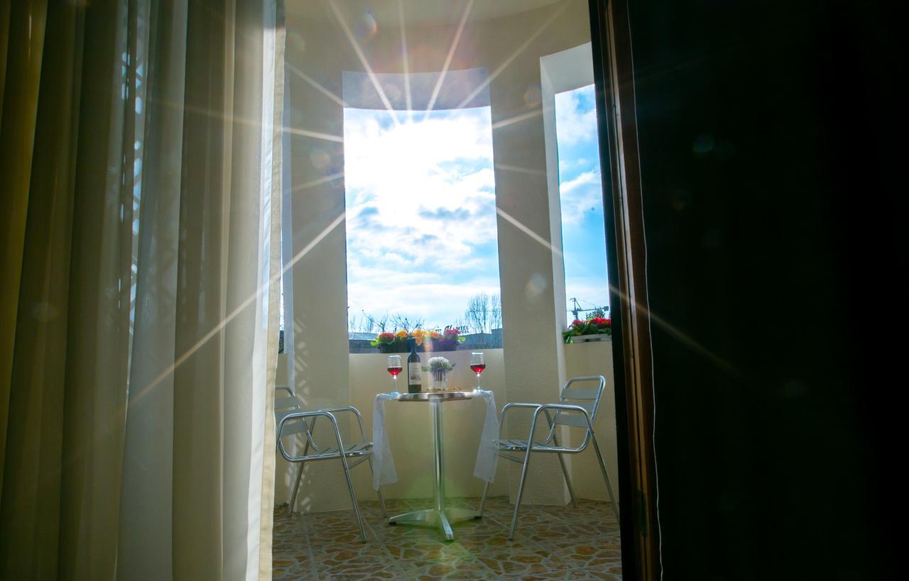 Hotel Badagi Тбилиси Экстерьер фото