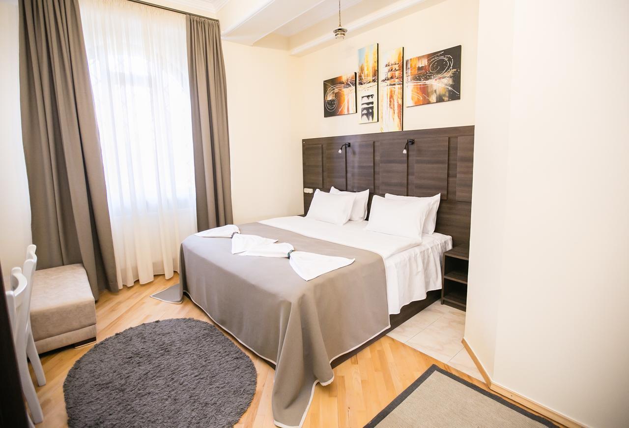 Hotel Badagi Тбилиси Экстерьер фото